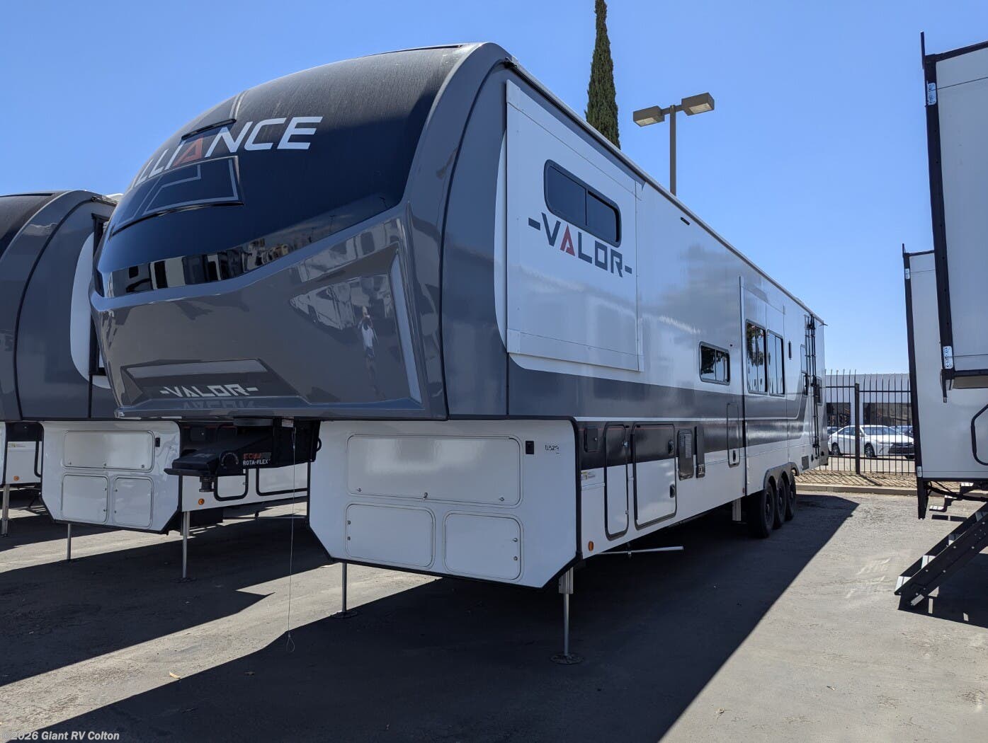 2025 Valor 44V14 by Alliance RV from Giant RV in Colton, California