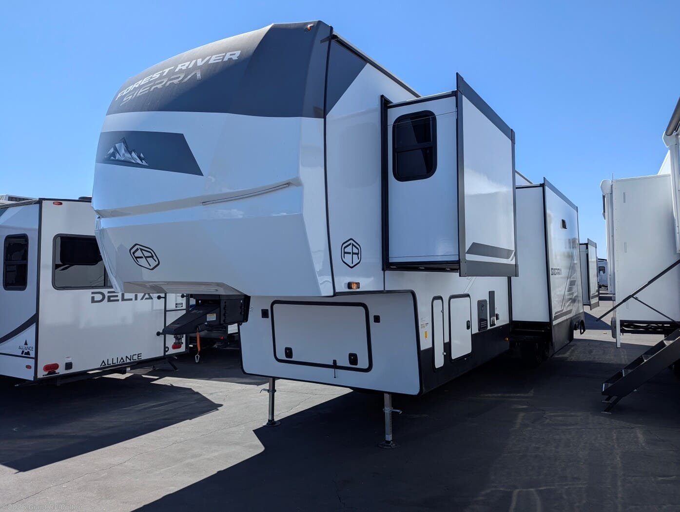 2026 Sierra 4002FB by Forest River from Giant RV in Colton, California