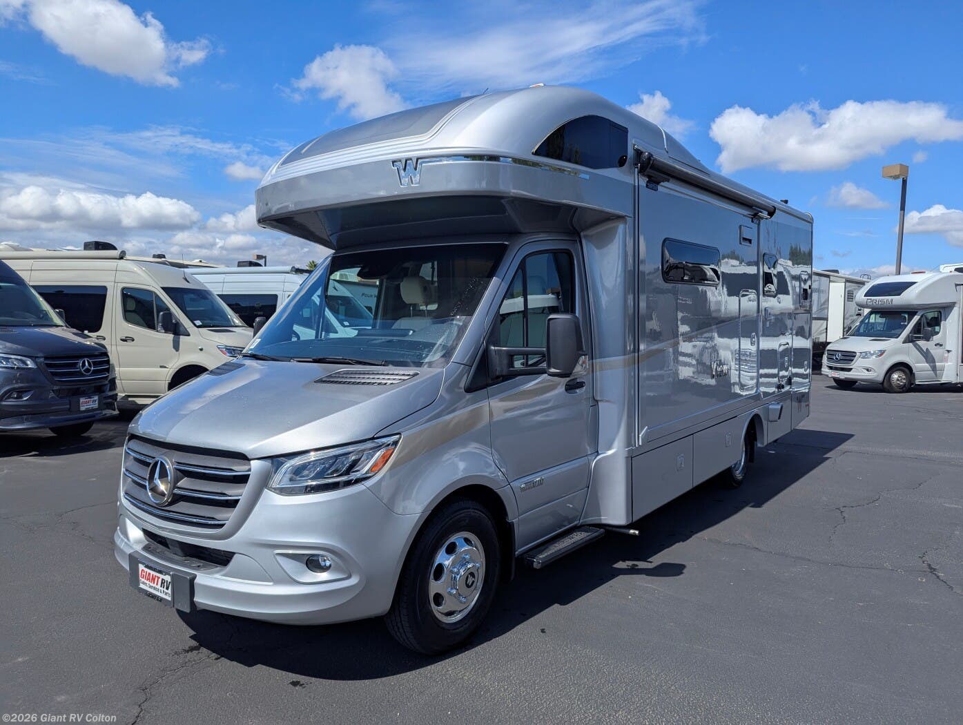 New 2025 Winnebago View 24T RWD available in Colton, California