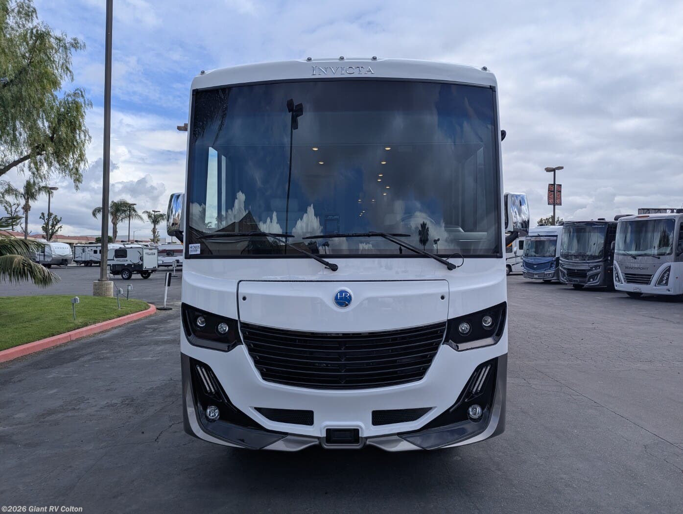 2026 Invicta 33HB by Holiday Rambler from Giant RV in Colton, California