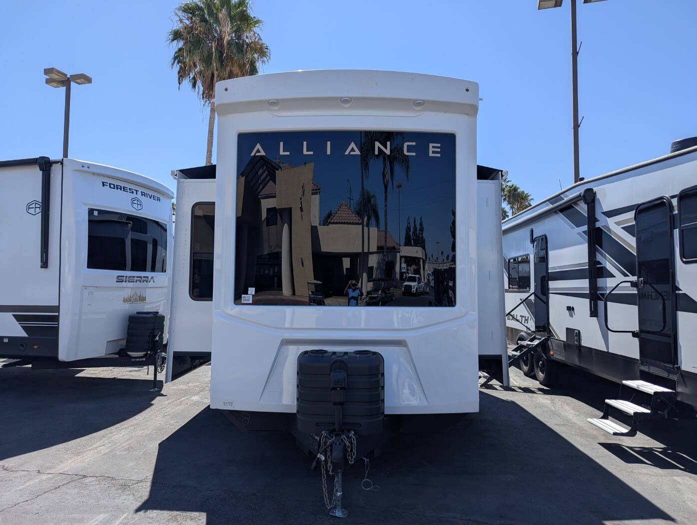 New 2026 Alliance RV Benchmark 42LFT available in Colton, California