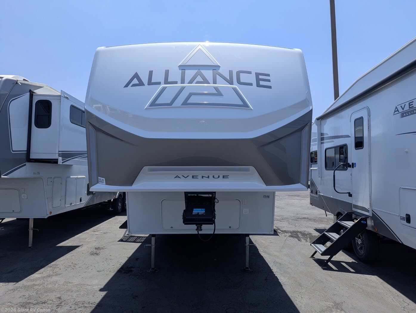2027 Avenue 29BH by Alliance RV from Giant RV in Colton, California