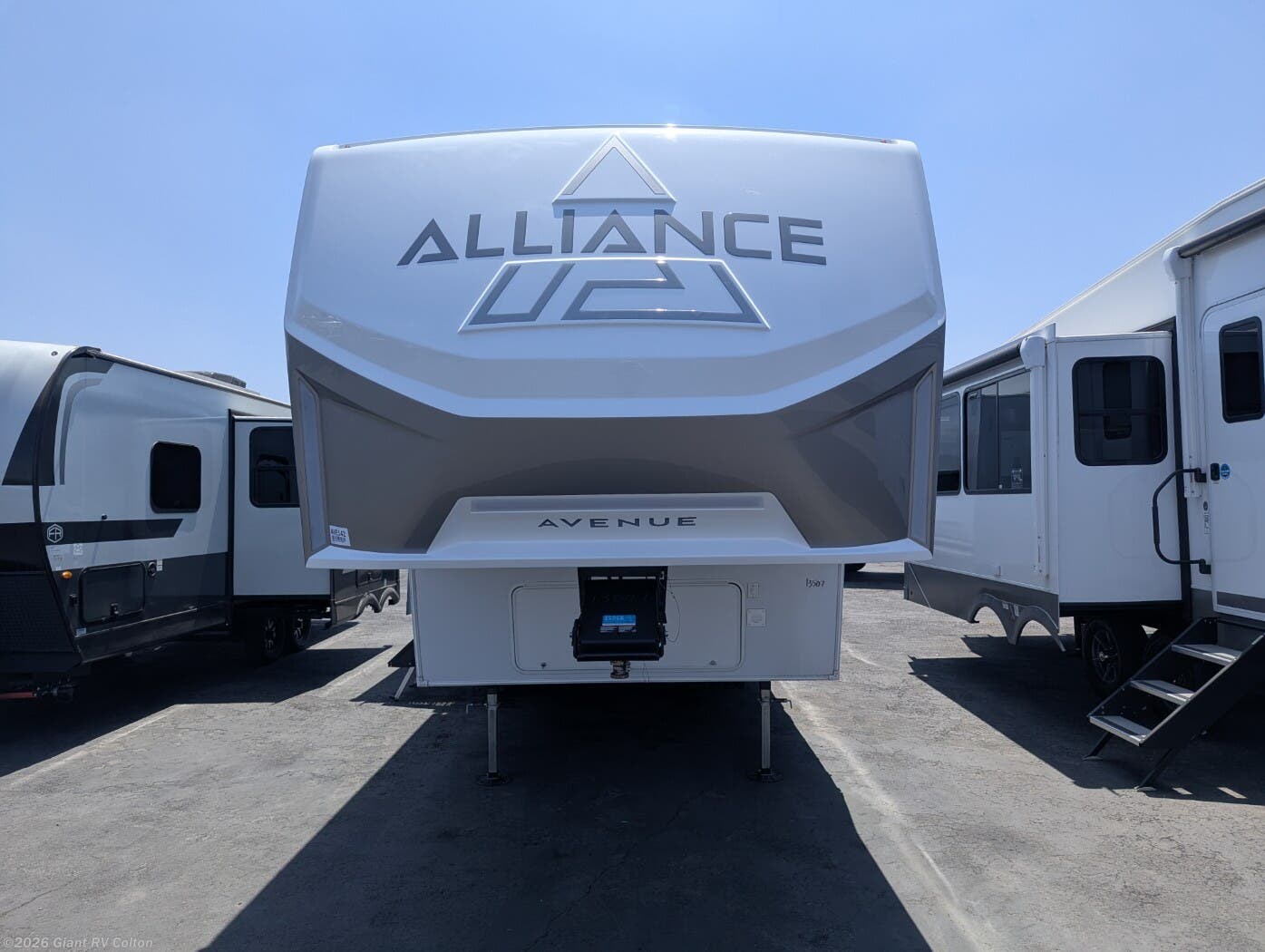 2027 Avenue 30BH by Alliance RV from Giant RV in Colton, California