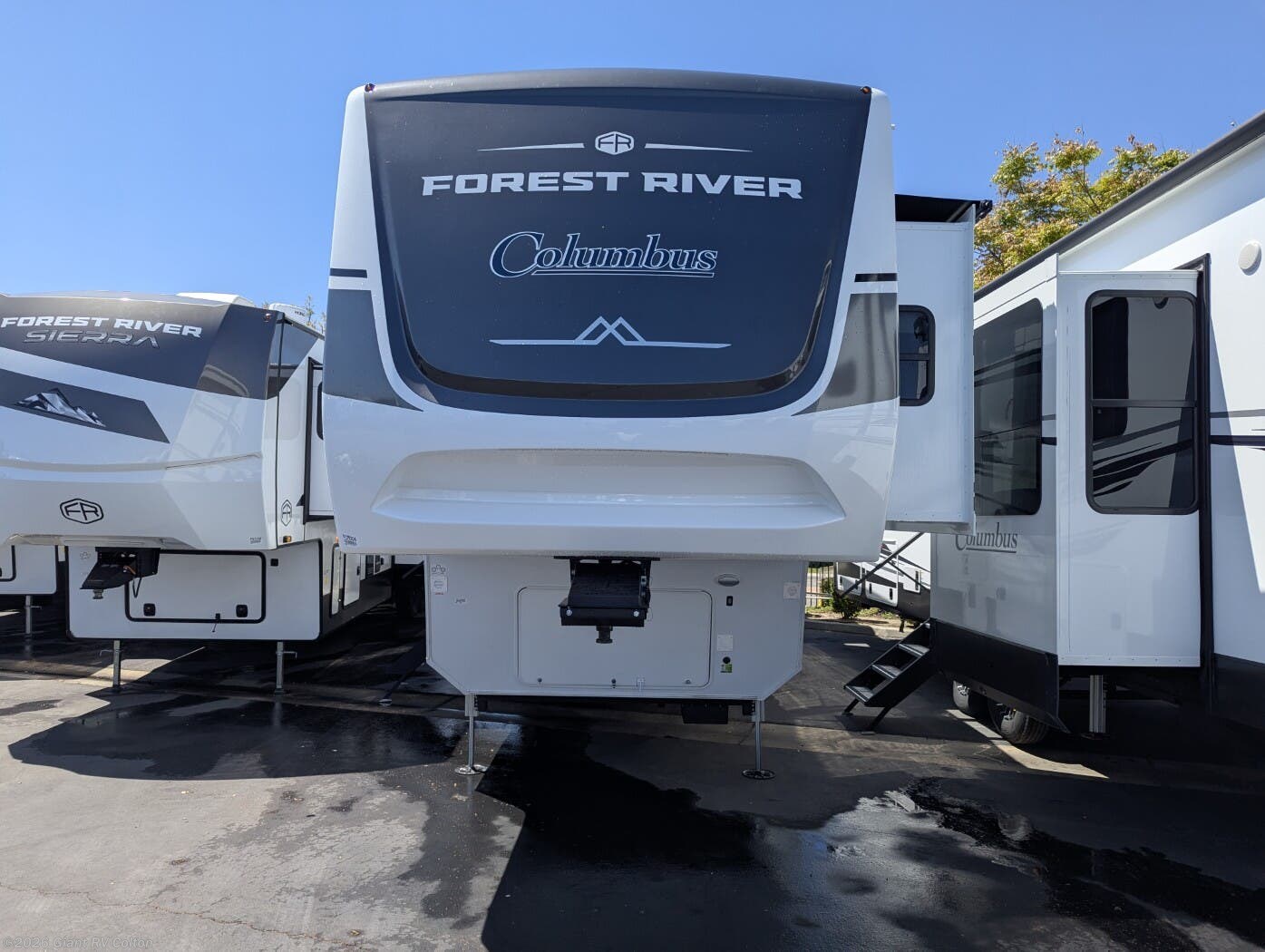 2025 Columbus 376DS by Palomino from Giant RV in Colton, California