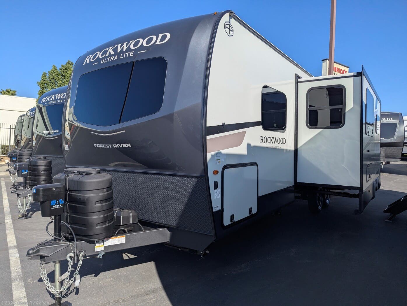 New 2026 Forest River Rockwood Ultra Lite 2706BH available in Colton, California