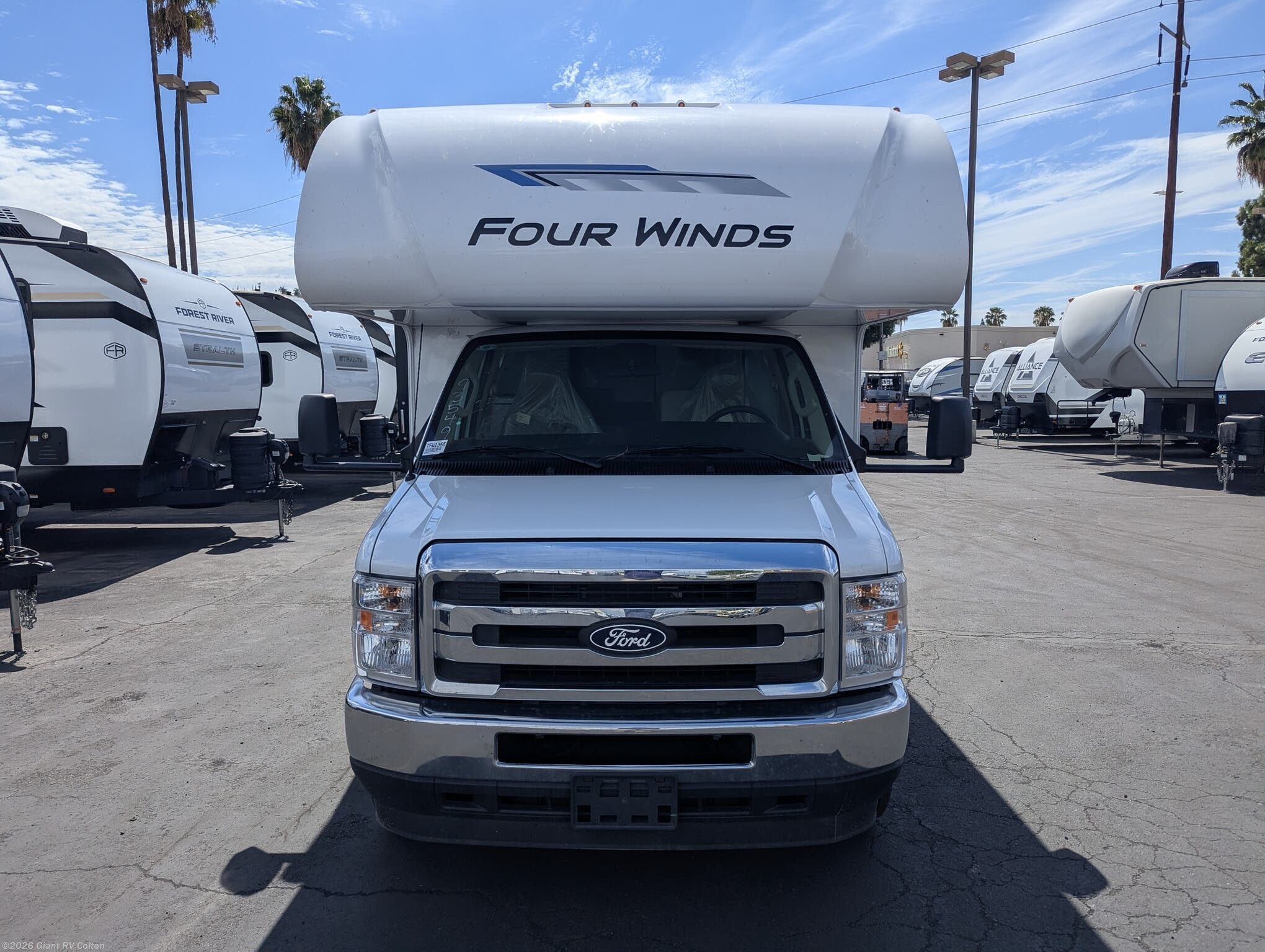 New 2027 Thor Motor Coach Four Winds 25Z available in Colton, California