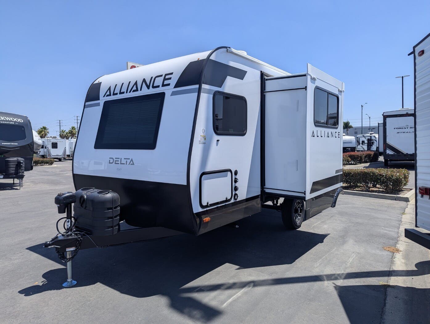 New 2027 Alliance RV Delta ML166 available in Colton, California