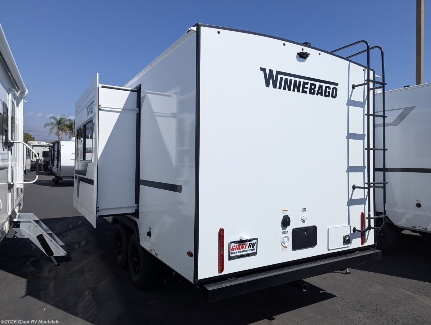 New 2026 Winnebago Thrive 18FBS available in Montclair, California