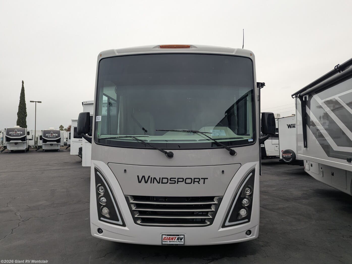 New 2026 Thor Motor Coach Windsport 29L available in Montclair, California