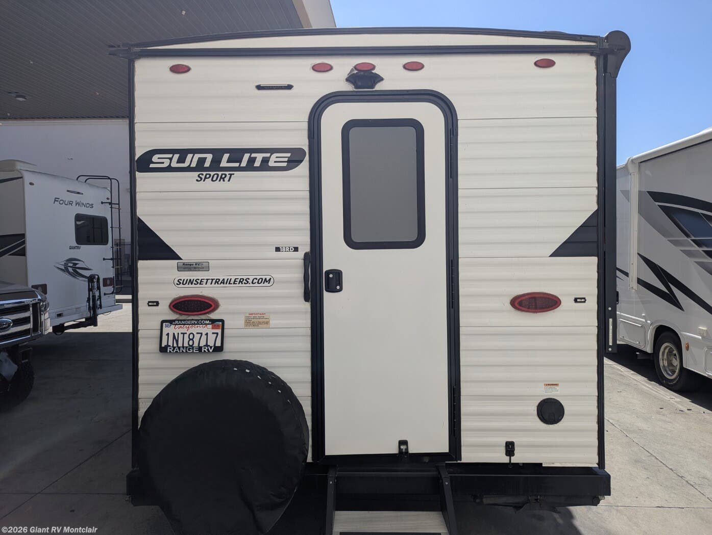 Used 2021 Sunset Park RV Sun Lite 18RD available in Montclair, California