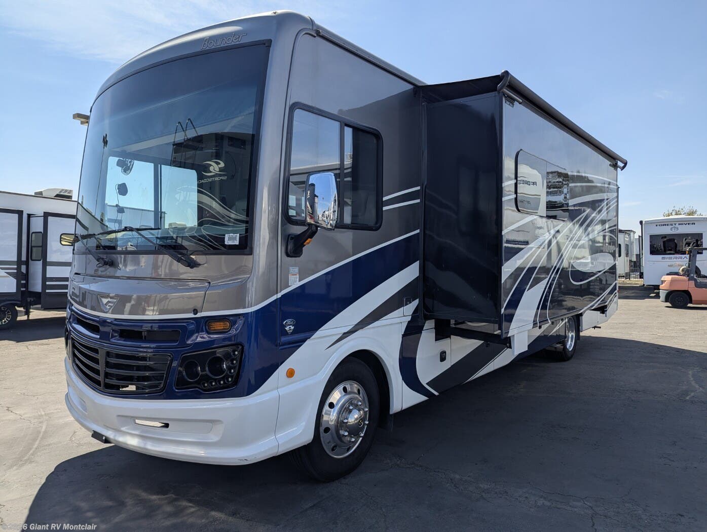 2023 Bounder 35GL by Fleetwood from Giant RV in Montclair, California