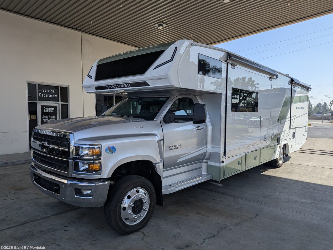 New 2026 Coachmen Entourage 330DS available in Montclair, California