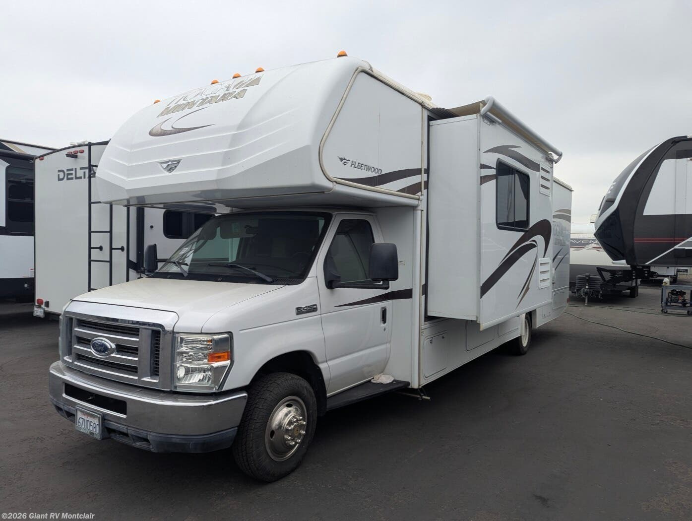 2013 Tioga Montara 31M by Fleetwood from Giant RV in Montclair, California