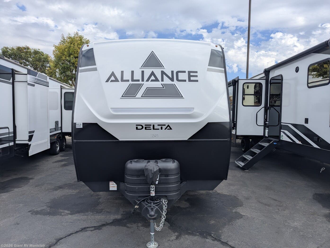 2026 Delta 321BH by Alliance RV from Giant RV in Montclair, California