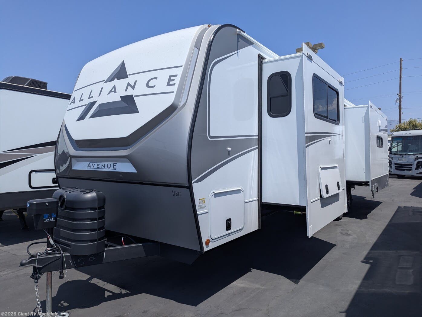 New 2026 Alliance RV Avenue 332RL available in Montclair, California