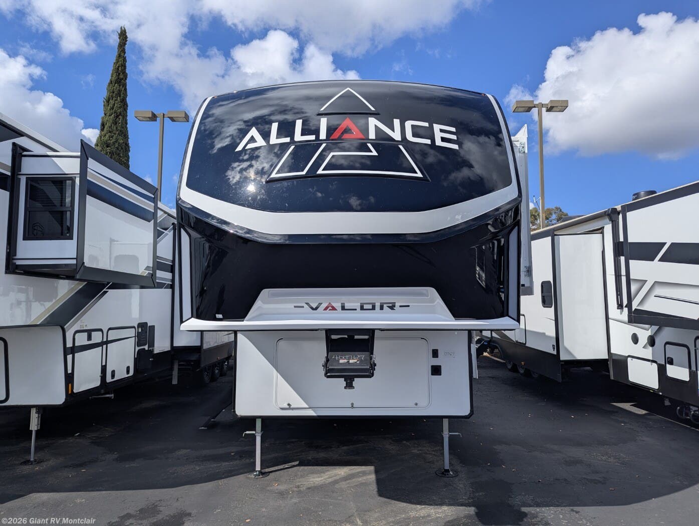 New 2026 Alliance RV Valor 35A14 available in Montclair, California