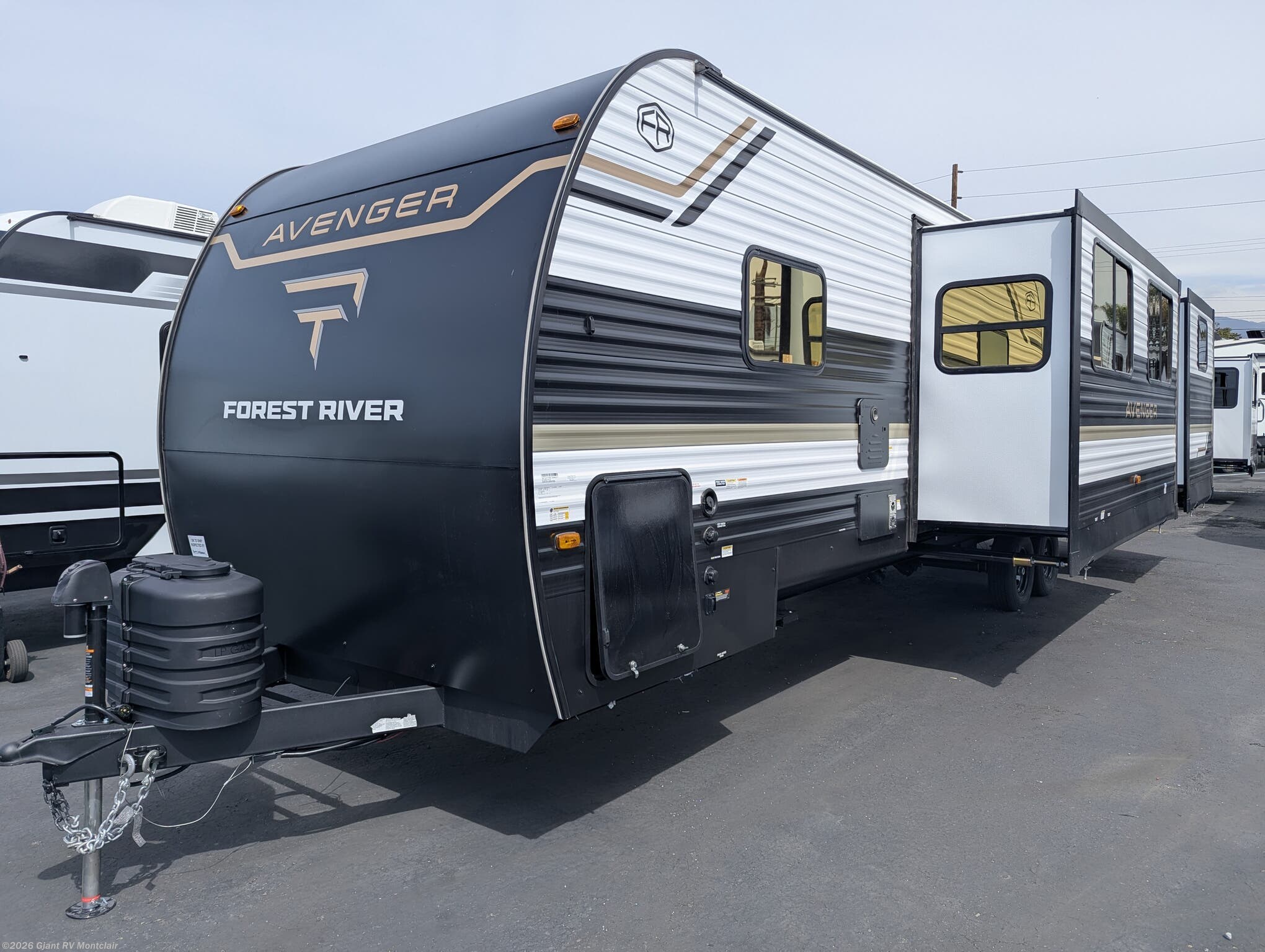 New 2026 Prime Time Avenger 30PO available in Montclair, California