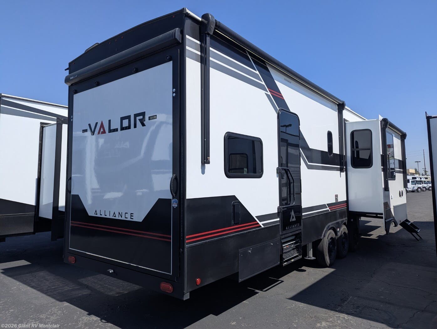 New 2026 Alliance RV Valor 44V14 available in Montclair, California