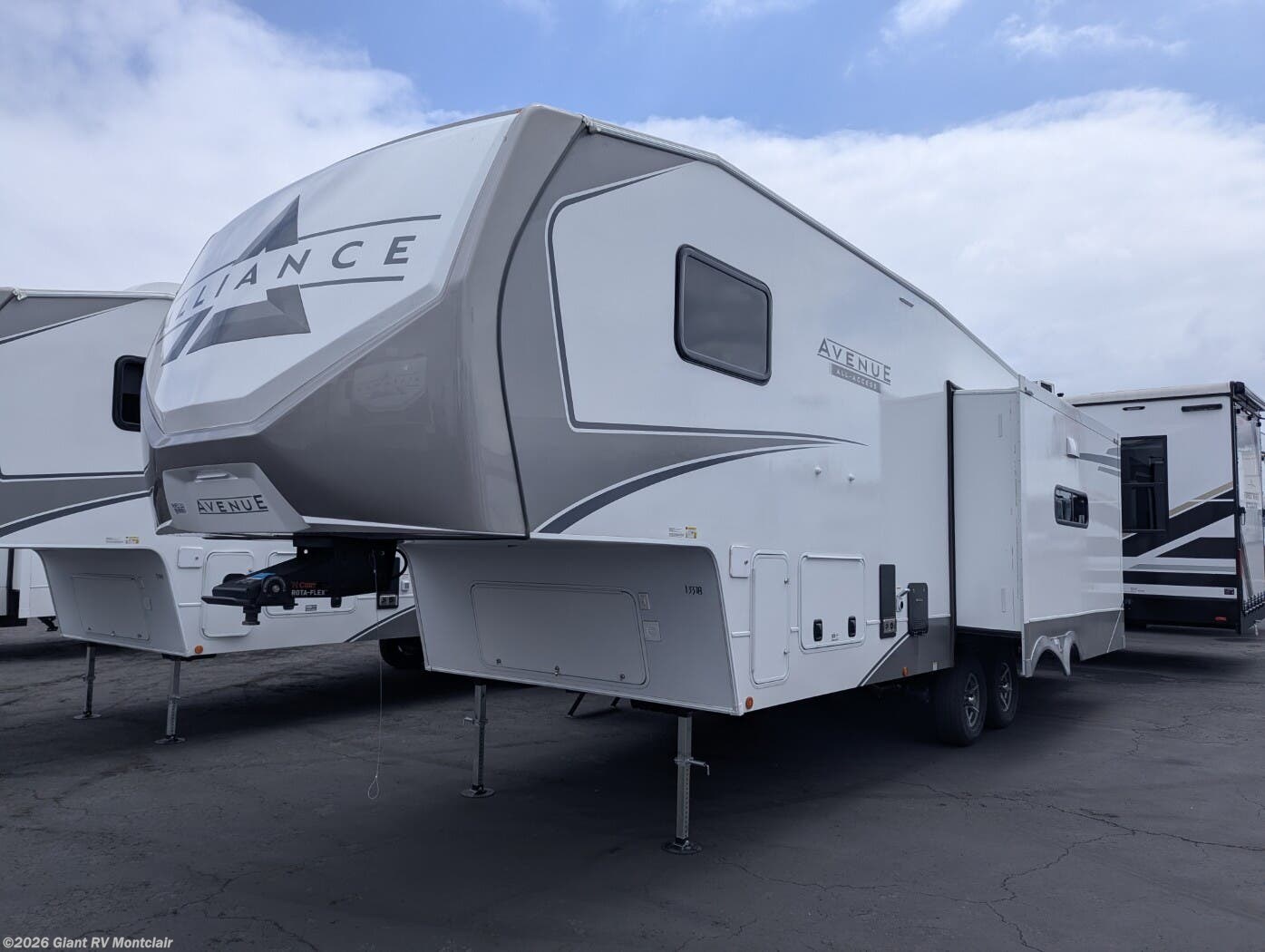 New 2026 Alliance RV Avenue 29RL available in Montclair, California