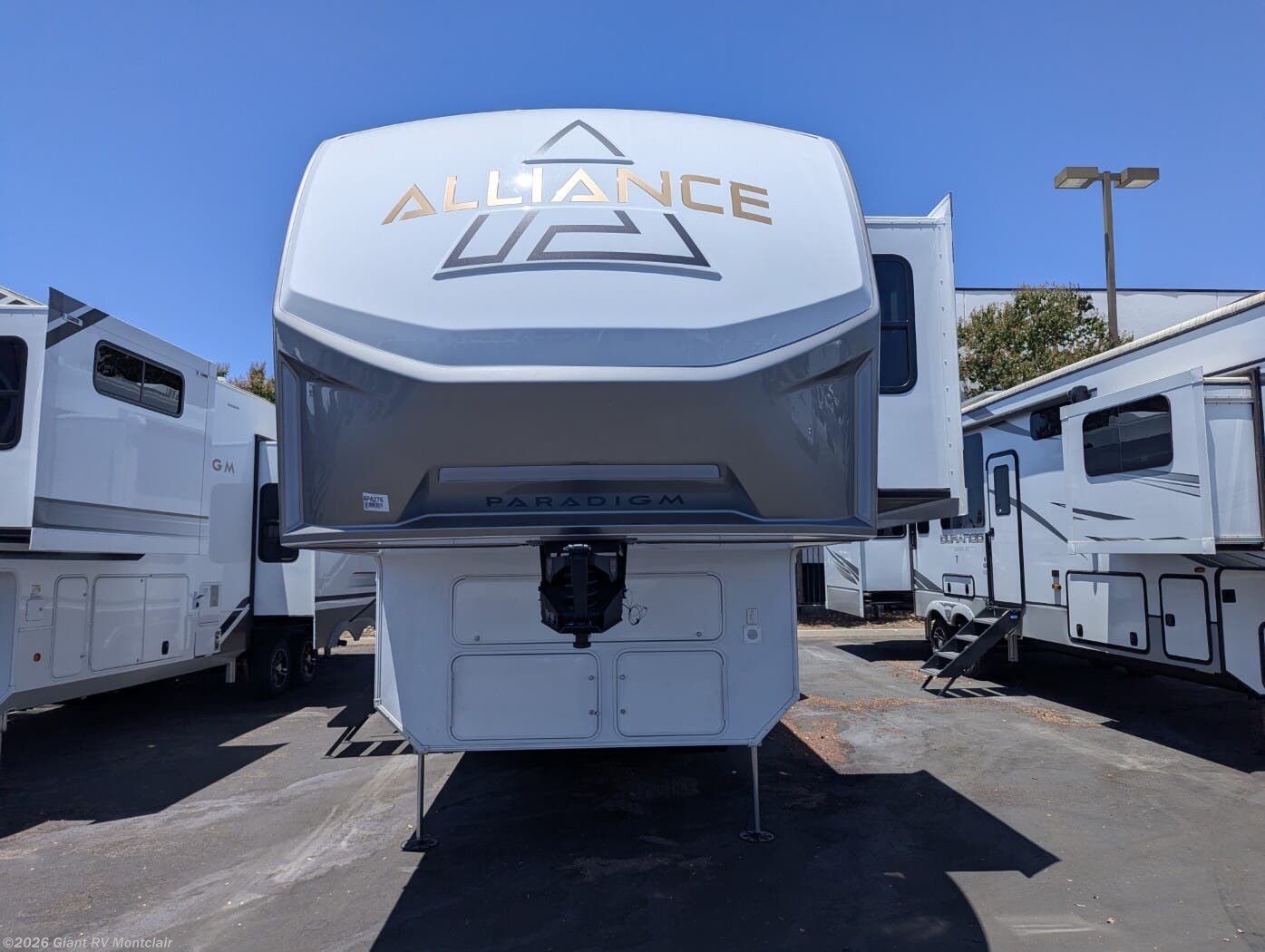 2026 Paradigm 395DS by Alliance RV from Giant RV in Montclair, California