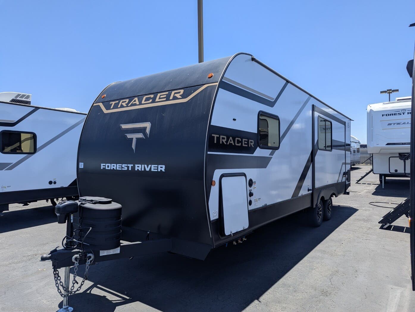 2026 Tracer 235RK by Prime Time from Giant RV in Montclair, California