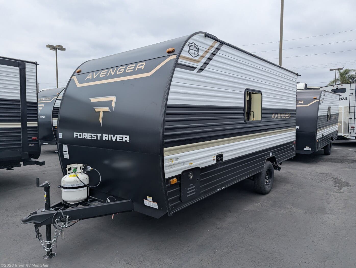 2027 Avenger LT 16BHX by Prime Time from Giant RV in Montclair, California