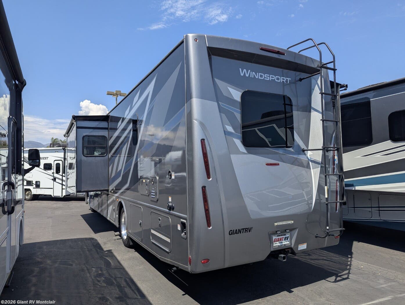 Used 2025 Thor Motor Coach Windsport 35R available in Montclair, California