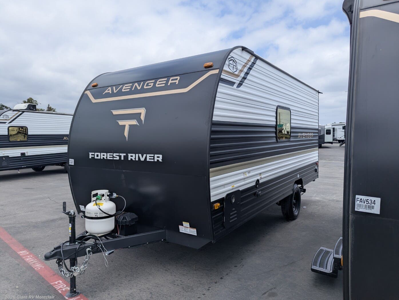 2026 Avenger LT 16BHX by Prime Time from Giant RV in Montclair, California