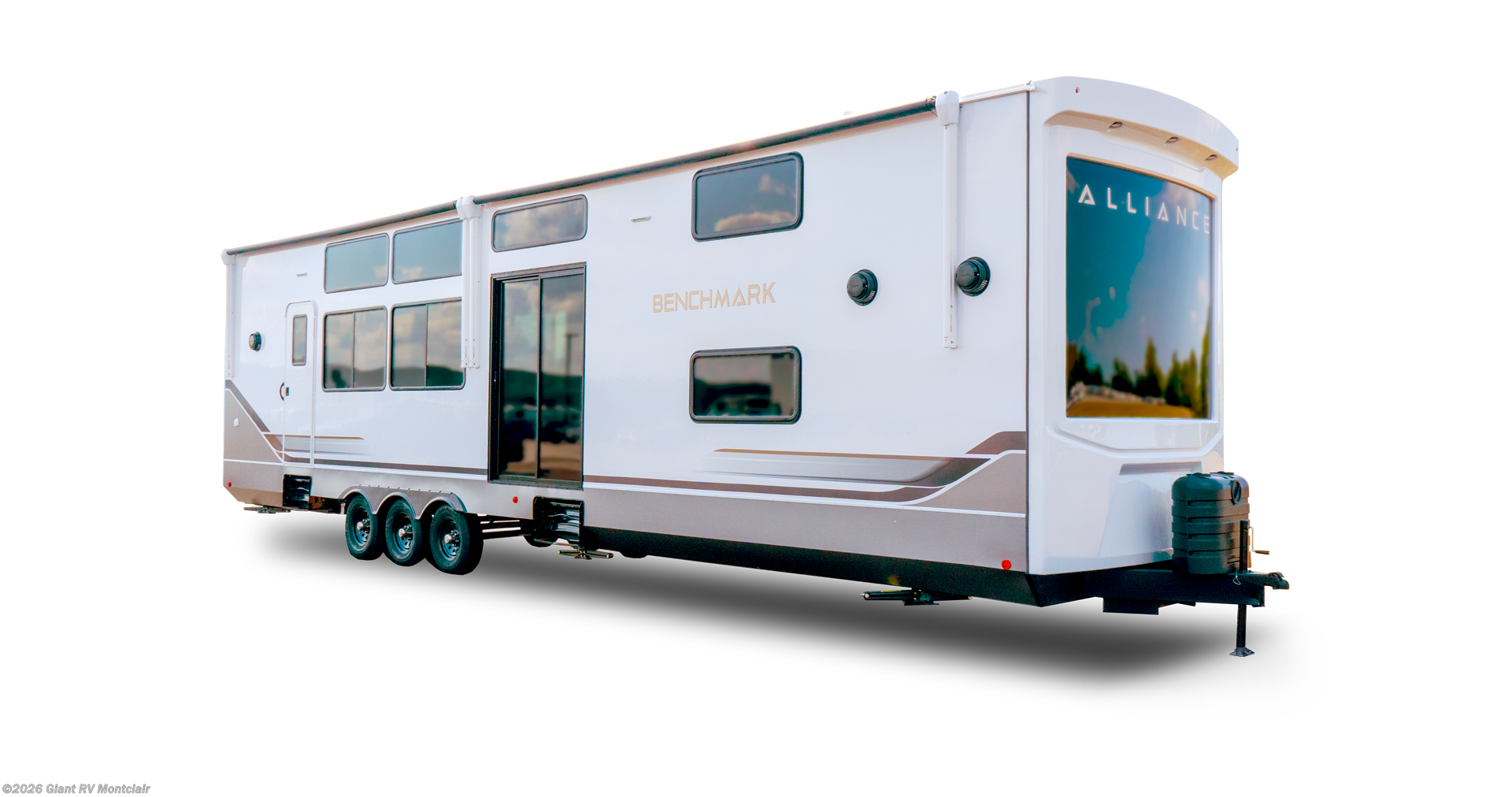 New 2027 Alliance RV Benchmark 44LFT available in Montclair, California