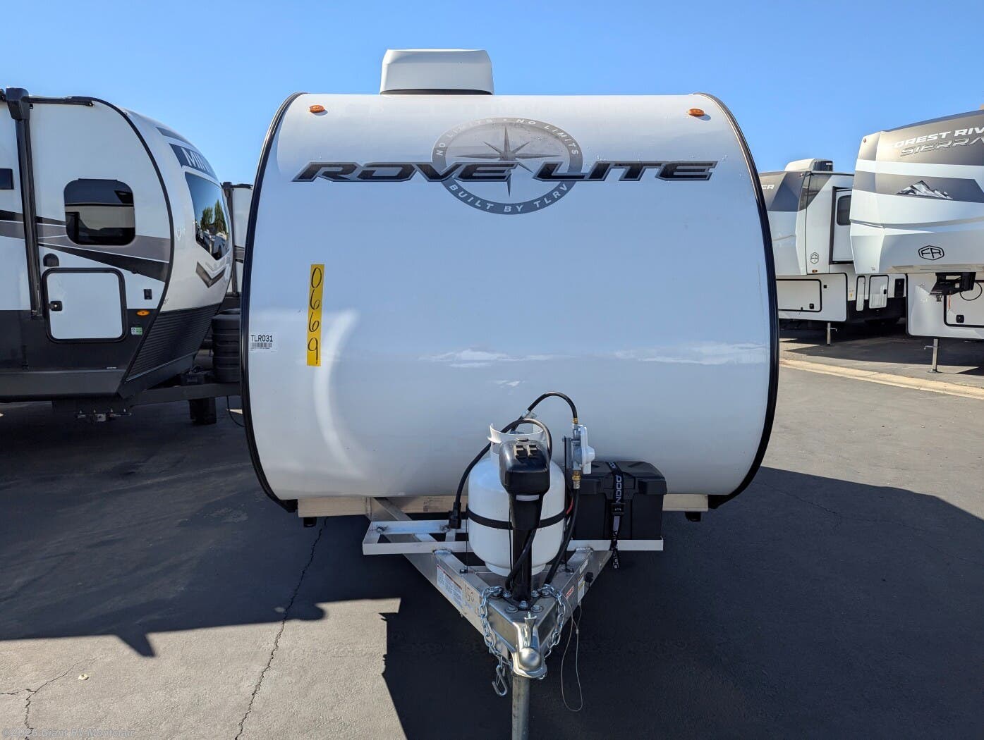 2025 Travel Lite Rove Lite 16RE - New Travel Trailer For Sale by Giant RV in Montclair, California