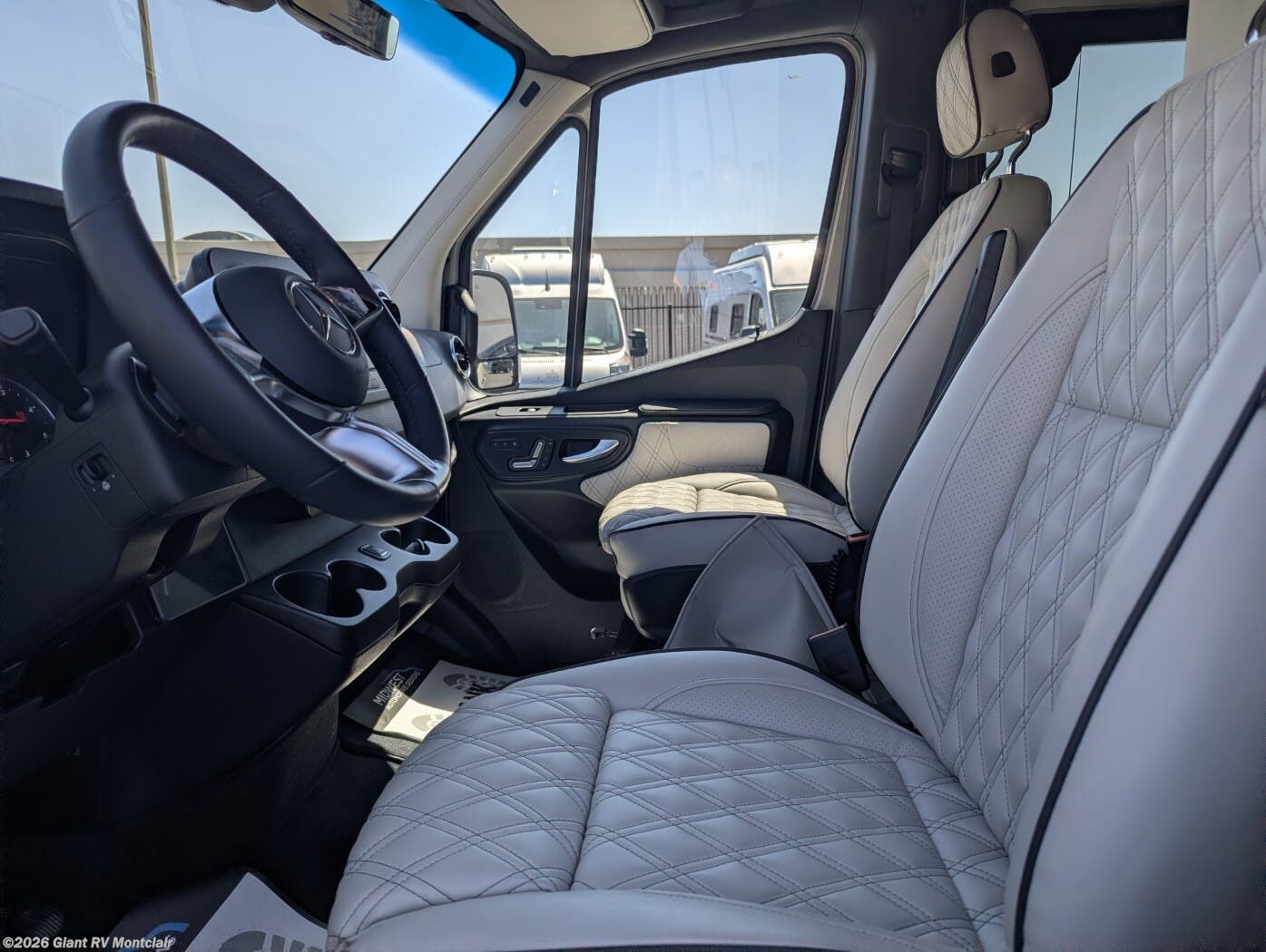 2027 Midwest Patriot FD2 (144) - New Class B For Sale by Giant RV in Montclair, California