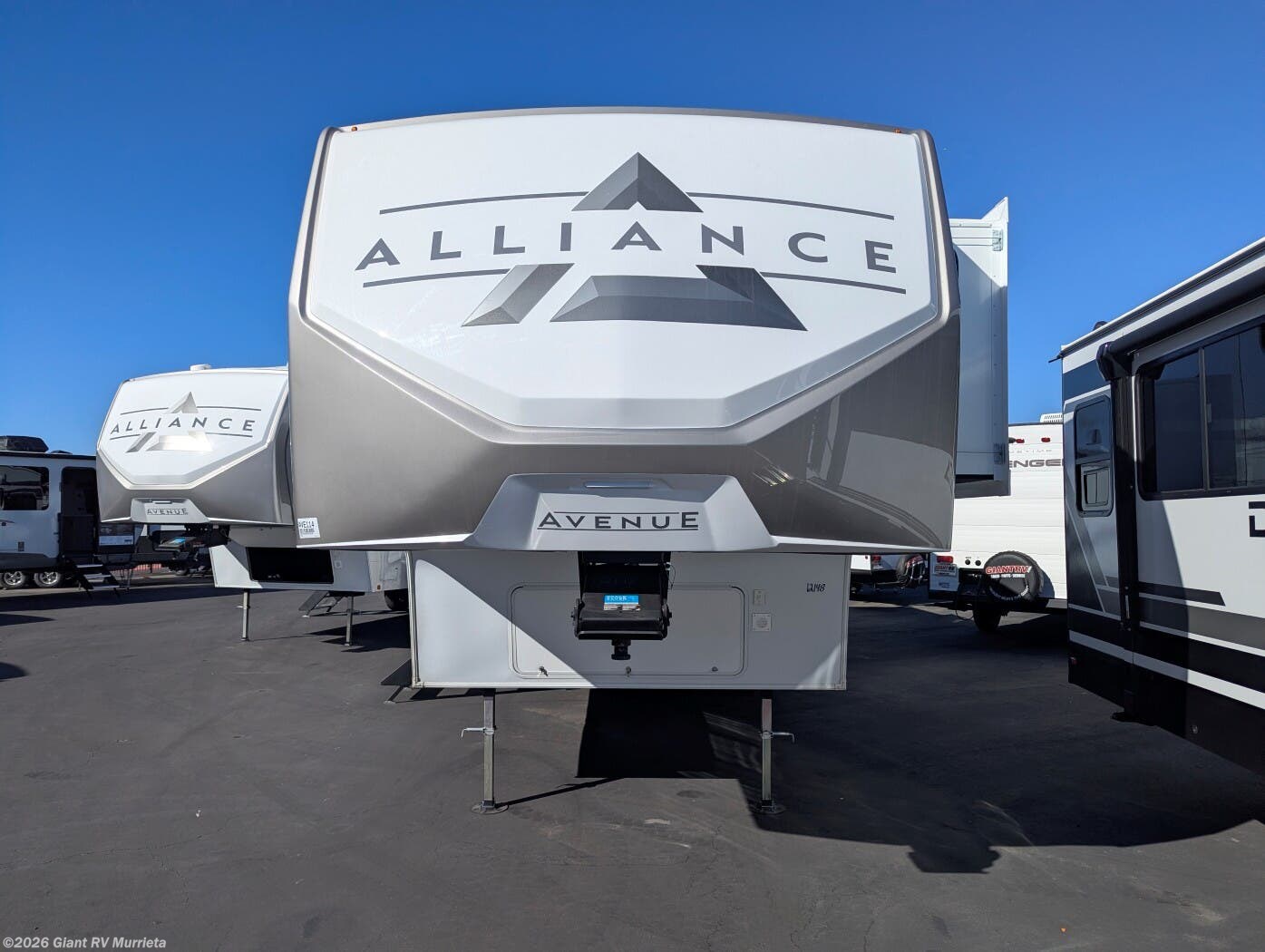 2026 Avenue 32RLS by Alliance RV from Giant RV in Murrieta, California