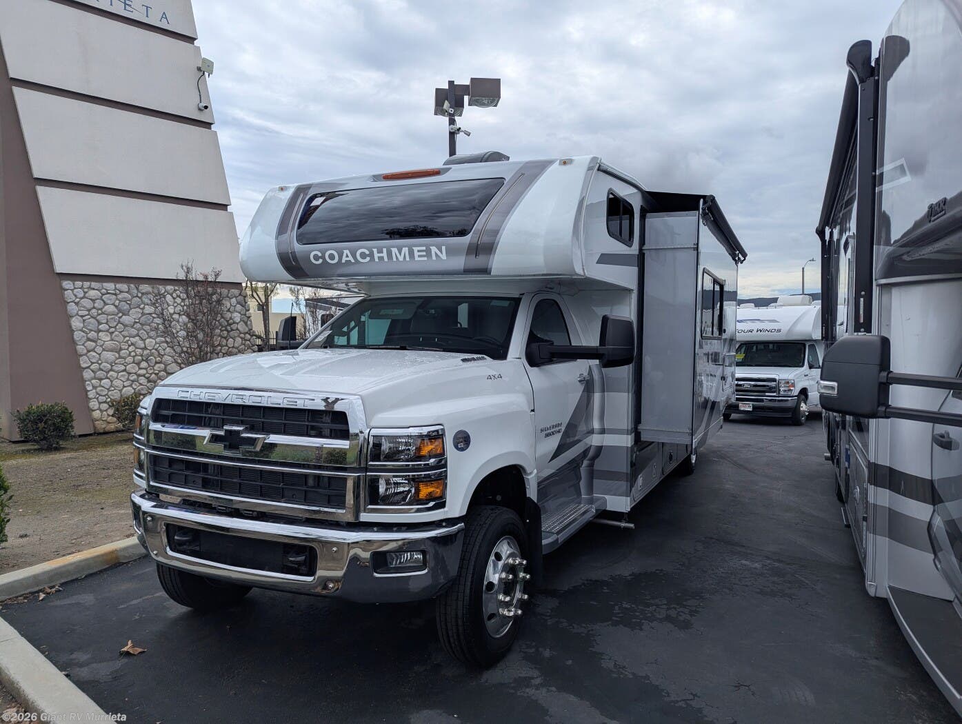 New 2026 Coachmen Entourage 320LV available in Murrieta, California