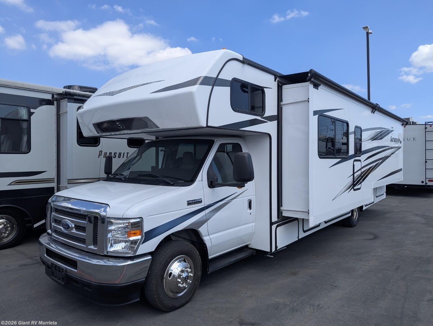 2023 Sunseeker 3270S by Forest River from Giant RV in Murrieta, California