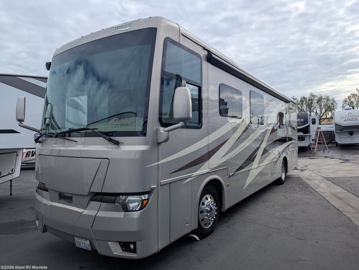 2020 Kountry Star 3709 by Newmar from Giant RV in Murrieta, California