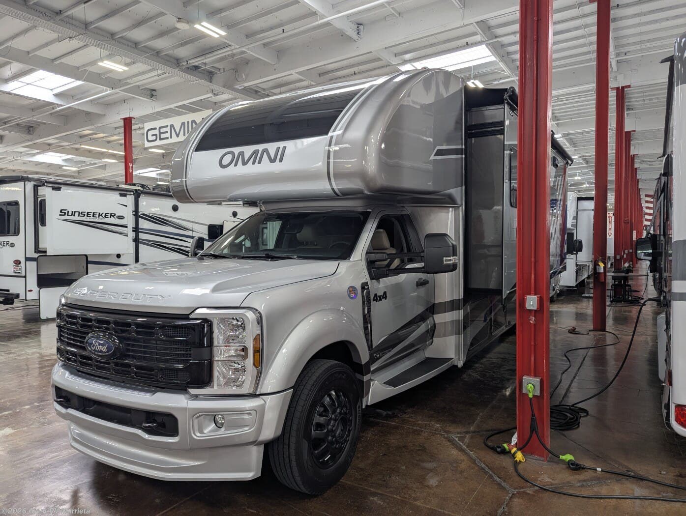 New 2026 Thor Motor Coach Omni Trail L35 available in Murrieta, California