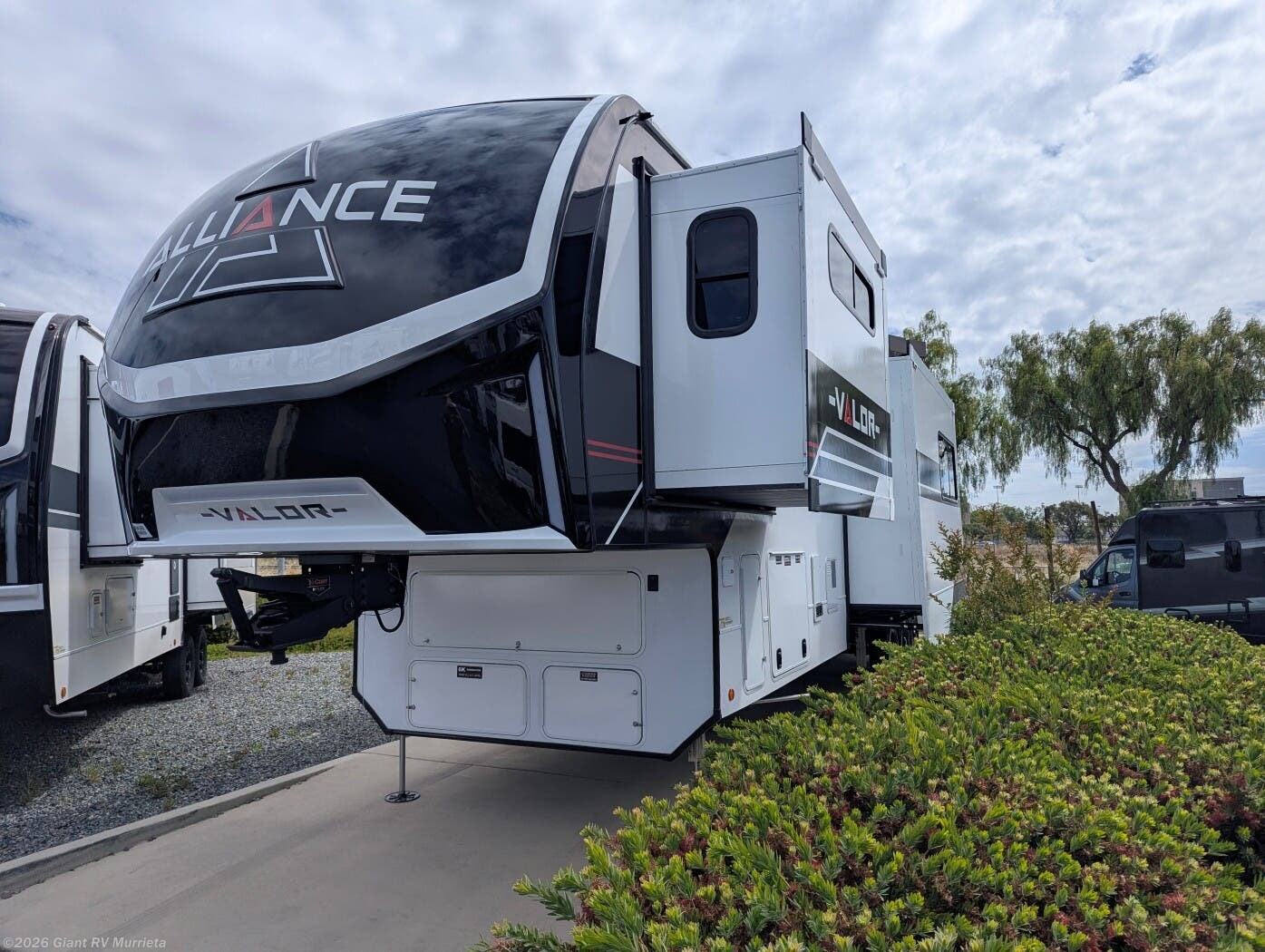 New 2026 Alliance RV Valor 42V14 available in Murrieta, California