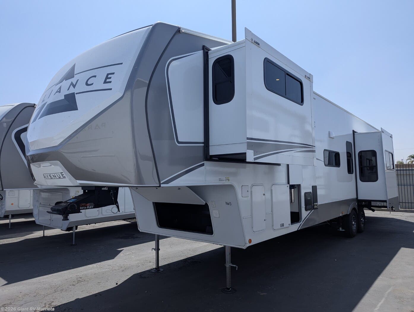 2026 Avenue 38DBL by Alliance RV from Giant RV in Murrieta, California