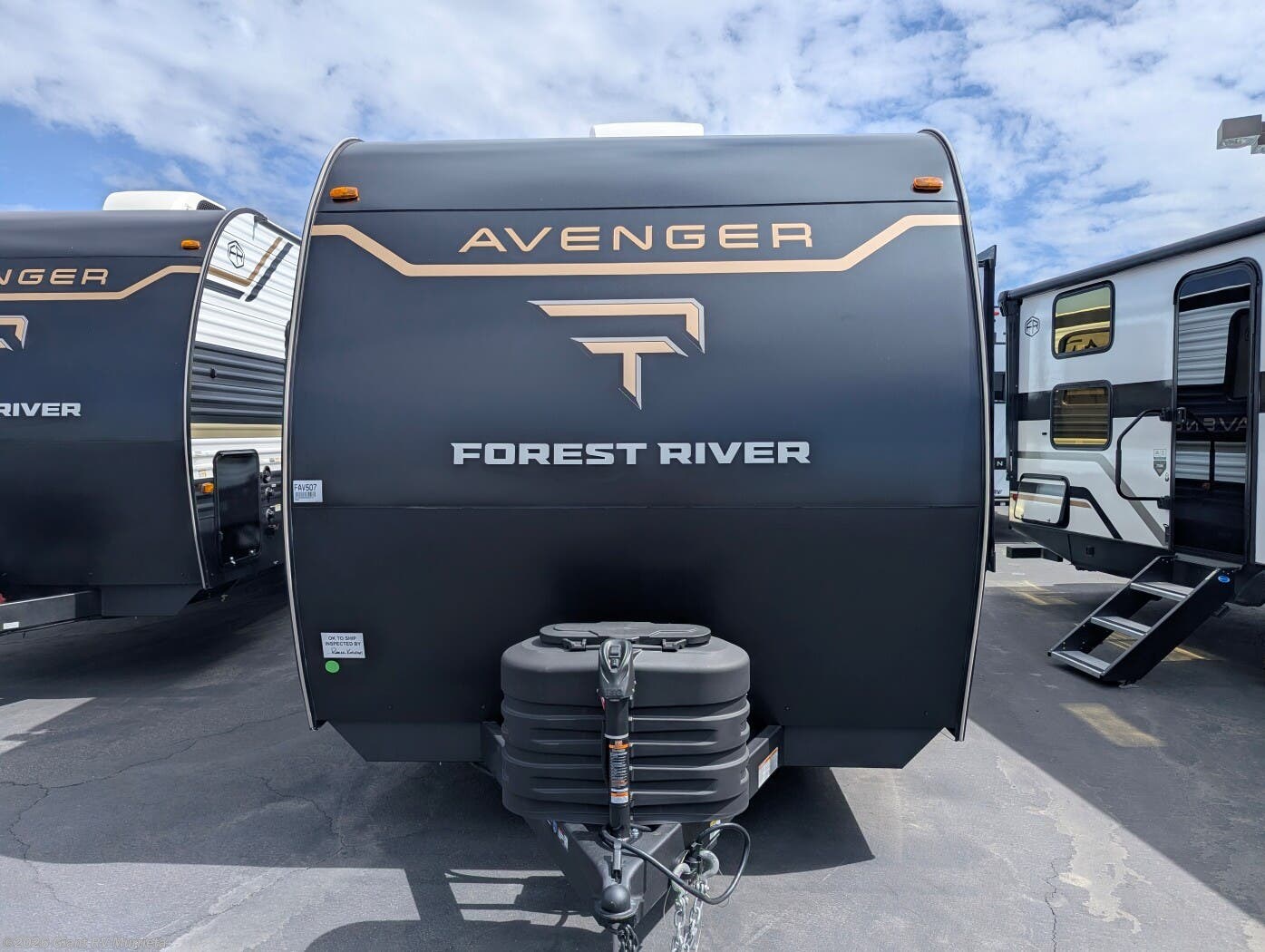2026 Avenger 26DBS by Prime Time from Giant RV in Murrieta, California