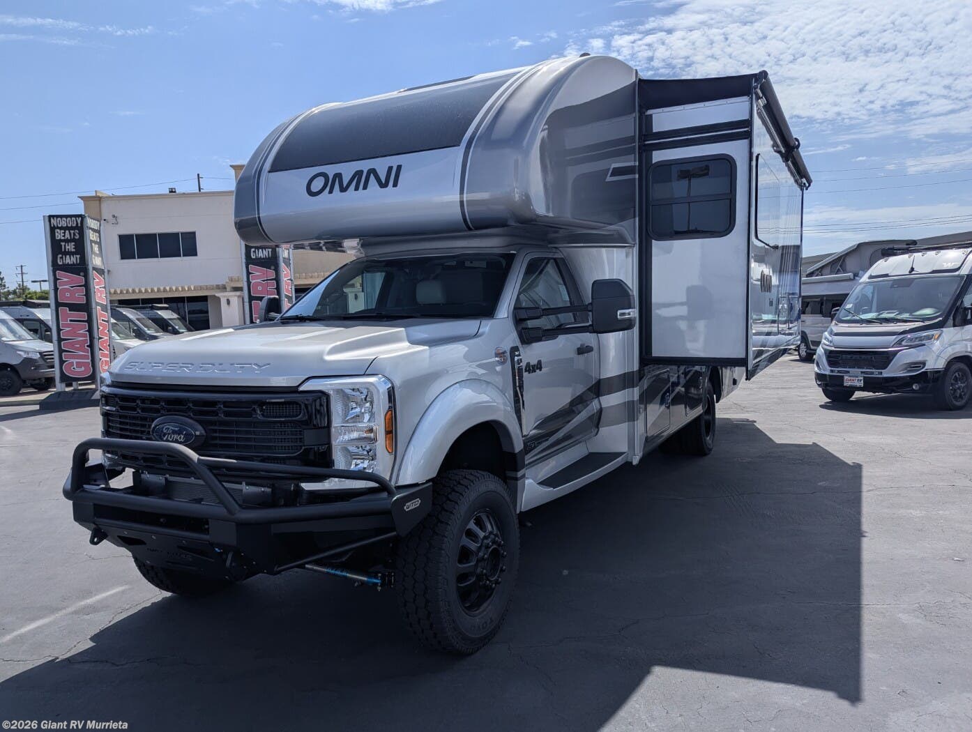 New 2026 Thor Motor Coach Omni Trail S29 available in Murrieta, California