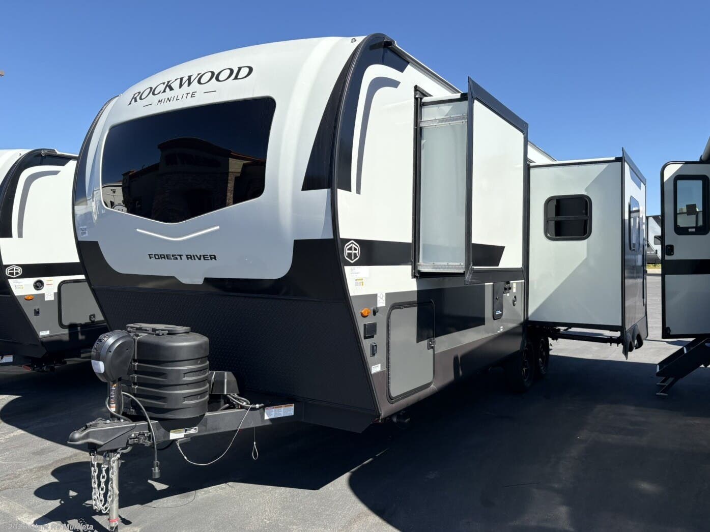 2027 Rockwood Mini Lite 2515S by Forest River from Giant RV in Murrieta, California