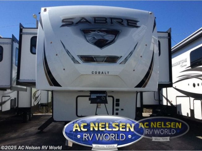 Summer Blowout New 2019 Only 154 Mo No Down Family Camper Sleeps 9 Rvs By Dealer Vehicle Automotive Sale With Images Rv World Automotive Sales Camper