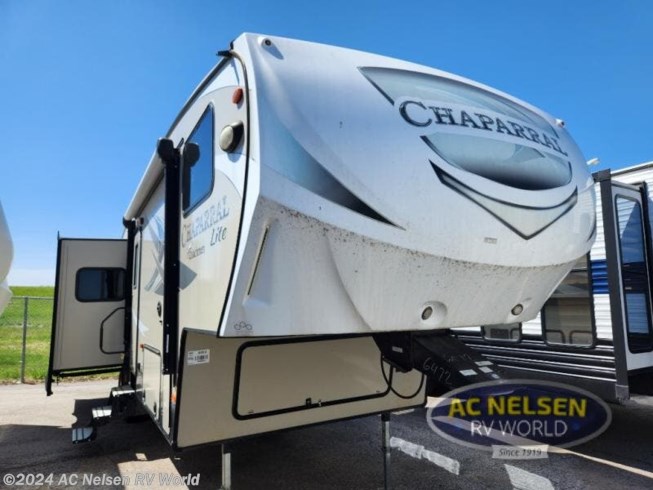 Used 2017 Coachmen Chaparral Lite 30RLS available in Omaha, Nebraska