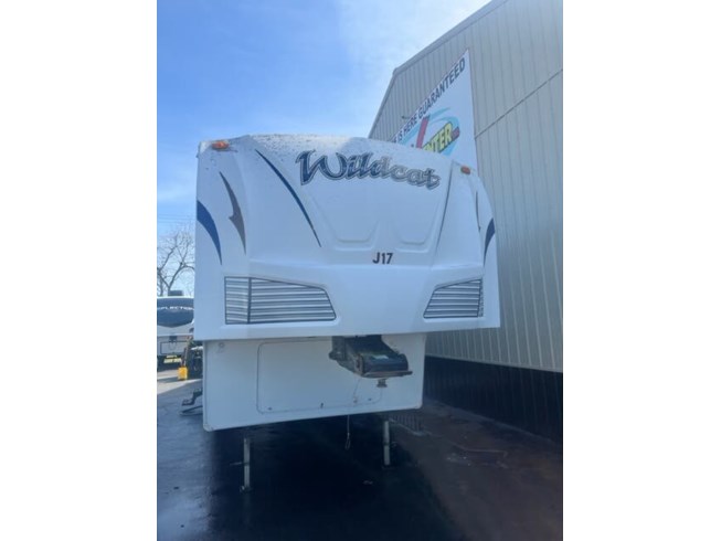 2009 Forest River Wildcat 27RL - Used Fifth Wheel For Sale by Delmarva RV Center in Milford, Delaware