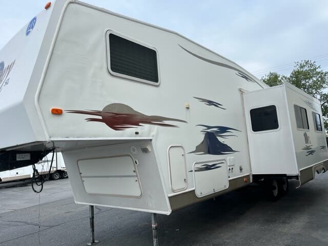 2006 Holiday Rambler Savoy LX 30BH - Used Fifth Wheel For Sale by Delmarva RV Center in Milford, Delaware