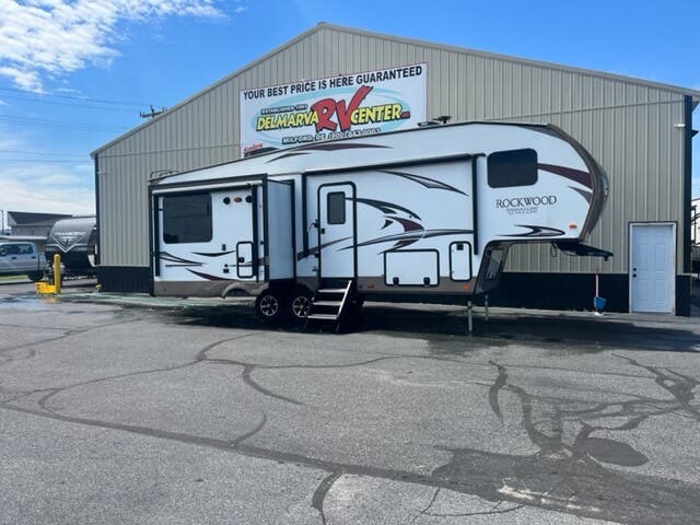 Used 2017 Forest River Rockwood Signature Ultra Lite 8289WS available in Milford North, Delaware