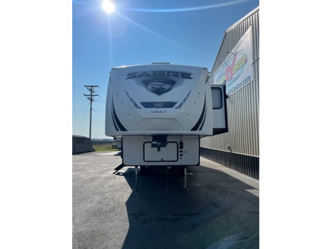 2019 Forest River Sabre 32SKT - Used Fifth Wheel For Sale by Delmarva RV Center (Milford North) in Milford North, Delaware