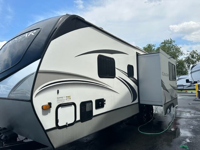 2022 Cougar Half-Ton East 25RDS by Keystone from Delmarva RV Center (Milford North) in Milford North, Delaware