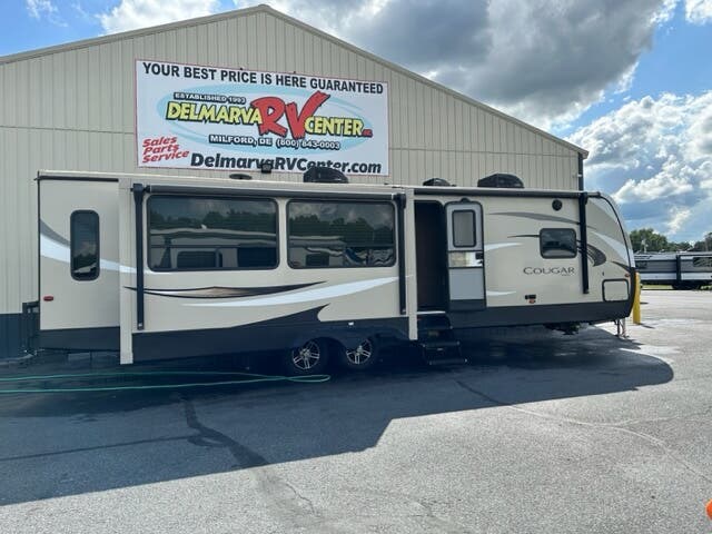 Used 2018 Keystone Cougar Half-Ton East 32RLI available in Milford, Delaware