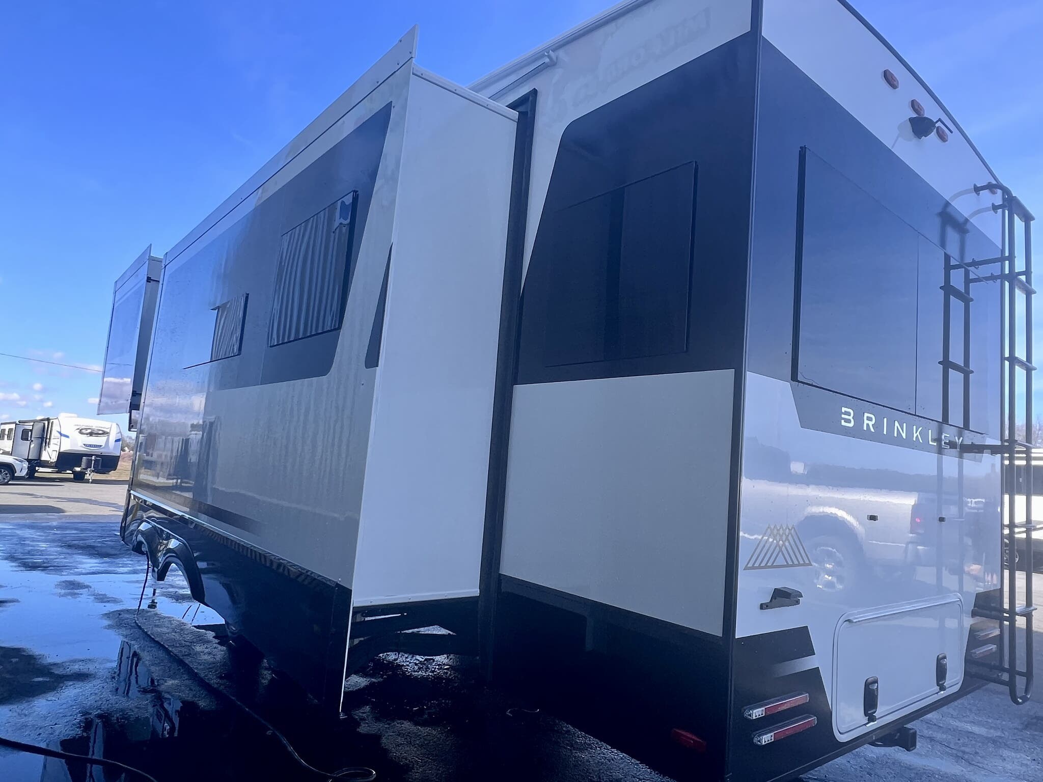 2025 Brinkley RV Model Z 2900